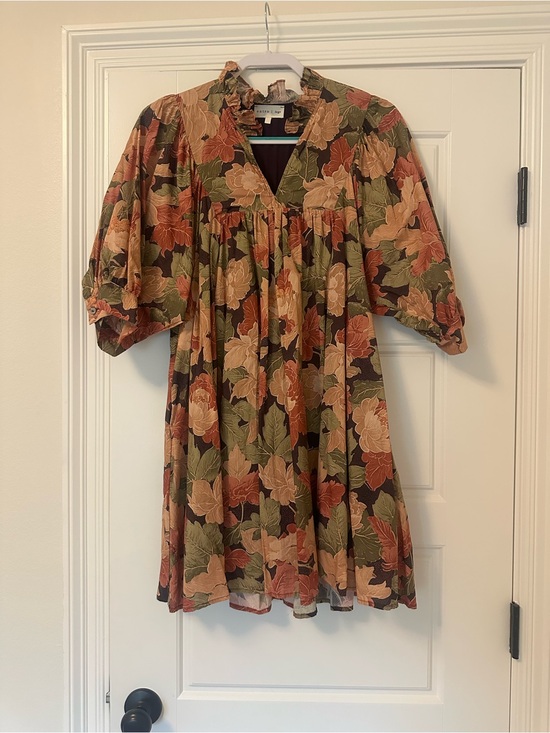 entro Dresses & Skirts - entro Fall Floral Puff-Sleeve Dress in Rust, Olive & Cream